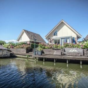 Watervilla Resort Ijsselmeer 1