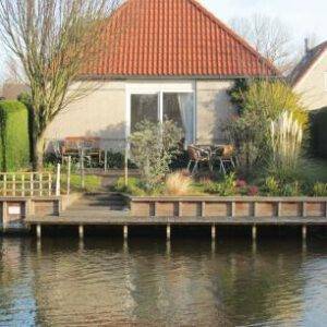 Watervilla Bungalowpark de Vlietlanden 3