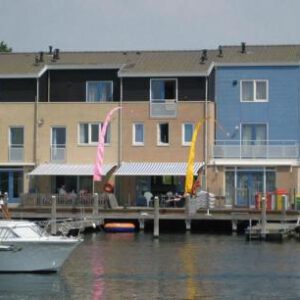 Watervilla Het Havenhuis 18