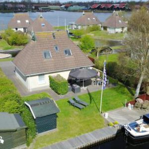 Watervilla Wellness aan het Water