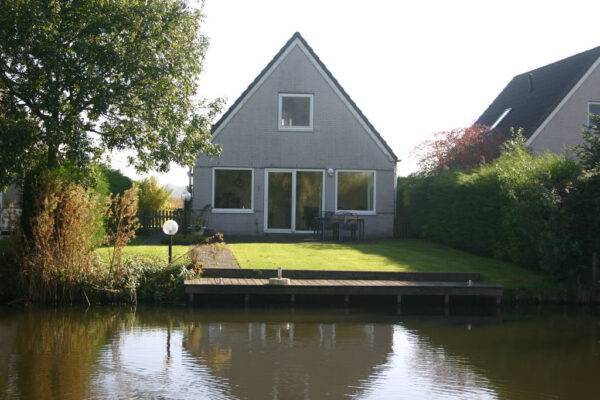 Watervilla Bungalowpark De Vlietlanden 1 - 6p