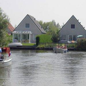 Watervilla Bungalowpark De Vlietlanden 2 - 8p