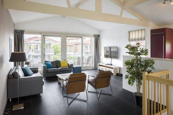 Watervilla Noardburgum Zilvermeeuw Wellness Plus 6 - 6p