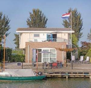 Watervilla Workum