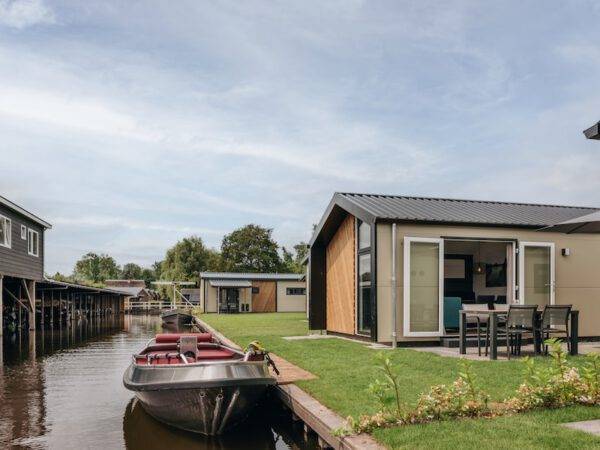 Watervilla Ooievaar kindvriendelijk 4 Giethoorn
