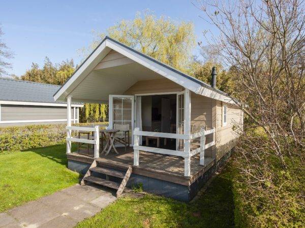 Watervilla Tiny House 2 Giethoorn